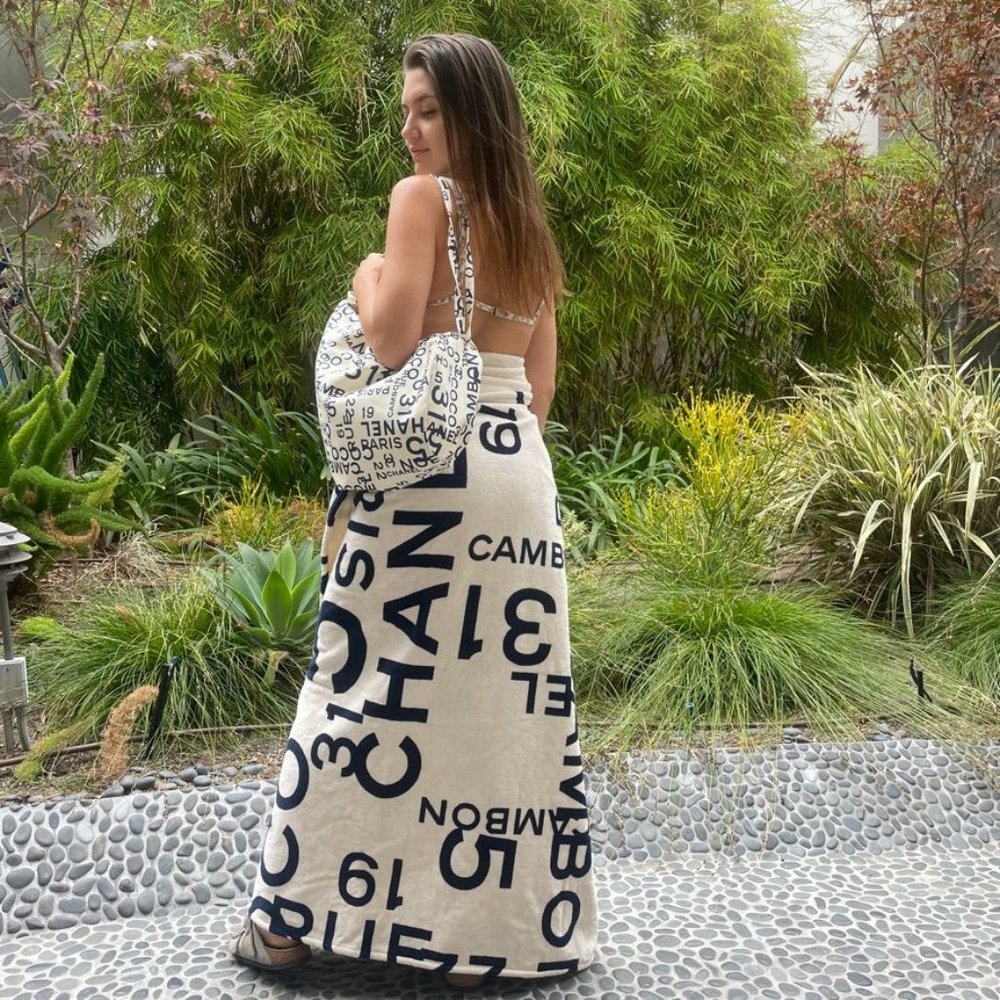 CHANEL White & Black "By Sea" Logo 31 Rue Cambon Cotton XL Beach Towel & Bag Set